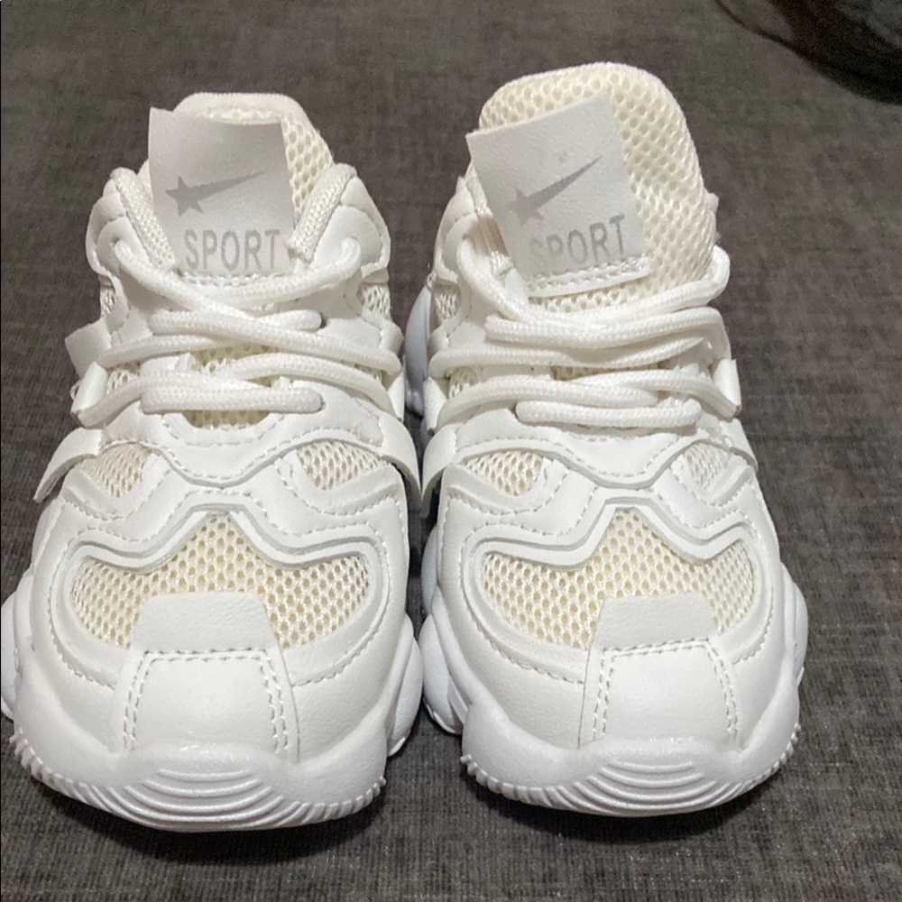 White Chunky Sneakers with Mesh and Leather Overlays